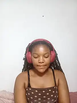 Snapshot of Kylie6lack chatting on October 2025 08:20:01 PM Kylie6lack online show from October 2025 08:20:01 PM