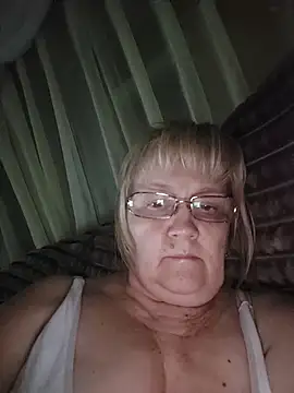 Violet5364 online show from April 2026 08:46:01 PM