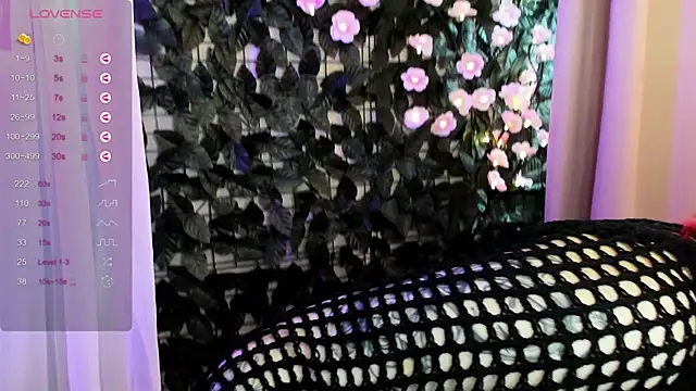 marynixoxo online show from April 2026 06:22:02 AM