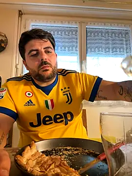 Sex-10-10 online show from November 2025 11:27:01 AM