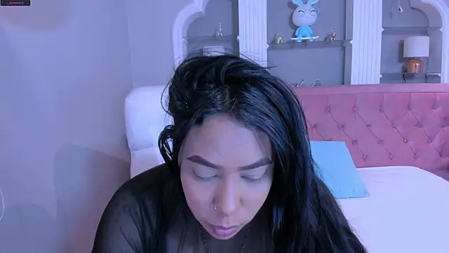 Snapshot of emma_purple_ chatting on February 2025 12:14:02 PM emma purple  online show from February 2025 12:14:02 PM
