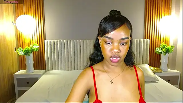 Snapshot of TianaSky chatting on March 2025 08:31:02 PM TianaSky online show from March 2025 08:31:02 PM