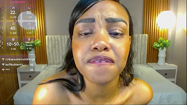 Snapshot of TianaSky chatting on March 2025 11:14:02 PM TianaSky online show from March 2025 11:14:02 PM