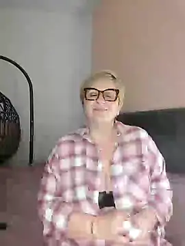 Pumabionda online show from February 2025 01:17:02 PM