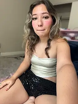 angelicasn0w online show from July 2026 03:47:01 PM