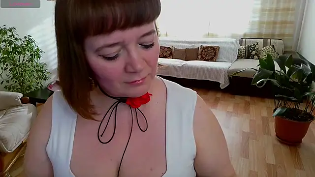 Snapshot of LizaMilfa chatting on February 2025 07:12:02 AM LizaMilfa online show from February 2025 07:12:02 AM