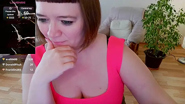 Snapshot of LizaMilfa chatting on February 2025 10:47:02 AM LizaMilfa online show from February 2025 10:47:02 AM