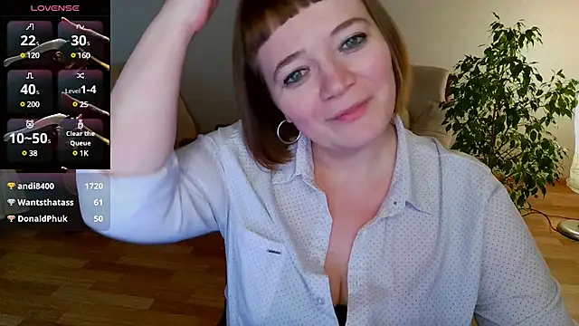Snapshot of LizaMilfa chatting on February 2025 01:52:02 PM LizaMilfa online show from February 2025 01:52:02 PM