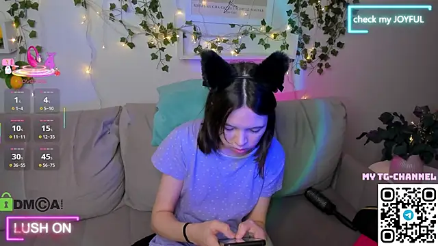 Chio Mio online show from September 2025 02:02:01 AM