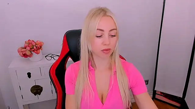 MargaritaRose online show from April 2026 02:17:02 PM