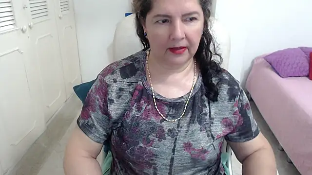 Snapshot of leonela_69 chatting on April 2026 02:27:02 AM leonela 69 online show from April 2026 02:27:02 AM