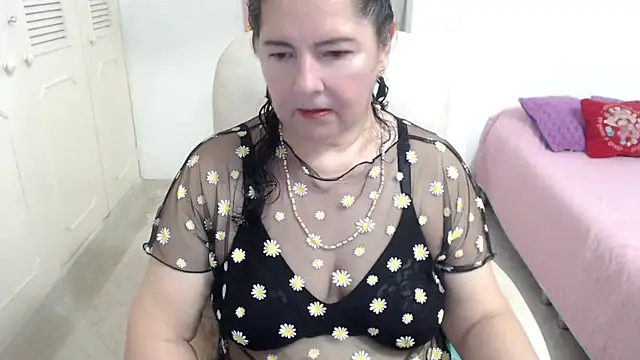 Snapshot of leonela_69 chatting on May 2026 12:26:02 AM leonela 69 online show from May 2026 12:26:02 AM
