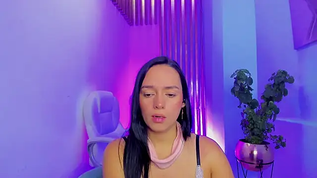 Snapshot of EmiliaRose_ chatting on March 2025 08:42:01 PM EmiliaRose online show from March 2025 08:42:01 PM