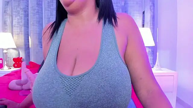 Ciara Benet online show from February 2026 12:10:01 PM