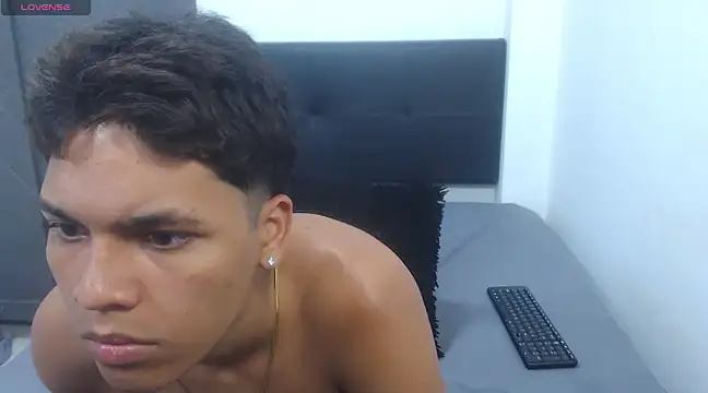 David Gil19 online show from February 2025 02:59:01 AM