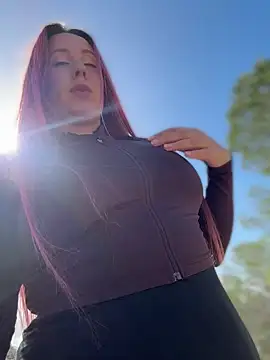 Mona Plus online show from March 2026 09:42:02 AM