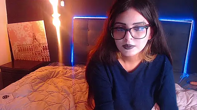 Snapshot of scarleth_shadow chatting on February 2025 04:31:01 AM scarleth shadow online show from February 2025 04:31:01 AM