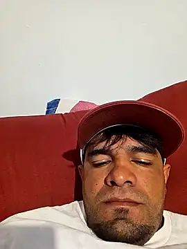 Snapshot of guajiro276565 chatting on April 2026 06:05:02 PM guajiro276565 online show from April 2026 06:05:02 PM
