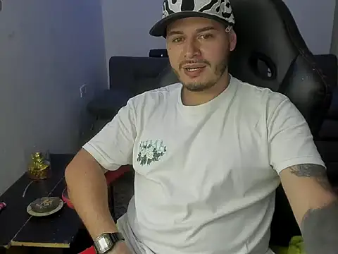 ragnar lothbrok777 online show from April 2026 03:12:01 AM