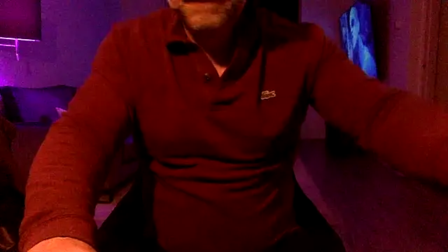 Snapshot of Bleueyez007 chatting on February 2025 08:58:02 PM Bleueyez007 online show from February 2025 08:58:02 PM