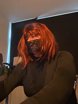 Snapshot of Bleueyez007 chatting on September 2025 03:24:02 PM Bleueyez007 online show from September 2025 03:24:02 PM