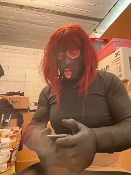 Bleueyez007 online show from April 2026 08:22:02 AM