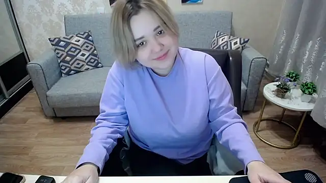 Snapshot of Finna_39 chatting on September 2025 08:25:02 PM Finna 39 online show from September 2025 08:25:02 PM