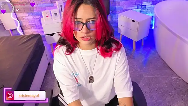 Snapshot of kristen_tay chatting on January 2026 03:22:01 AM kristen tay online show from January 2026 03:22:01 AM