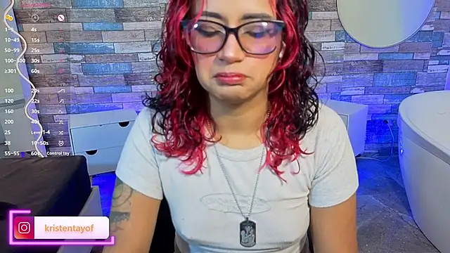 Snapshot of kristen_tay chatting on February 2026 03:11:01 AM kristen tay online show from February 2026 03:11:01 AM