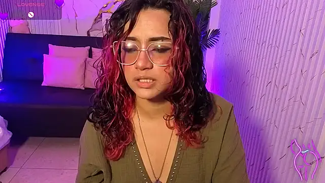 kristen tay online show from April 2026 03:22:02 AM