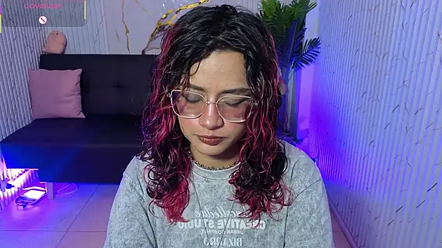 kristen tay online show from April 2026 03:31:02 AM