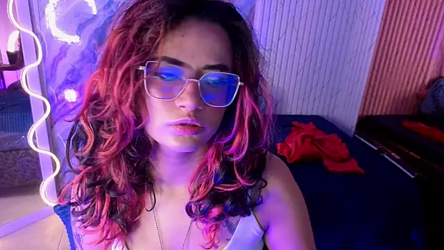 Snapshot of kristen_tay chatting on April 2026 02:49:02 AM kristen tay online show from April 2026 02:49:02 AM