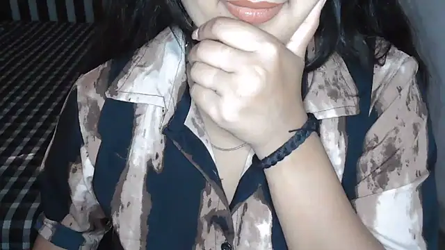 Snapshot of megancatluna chatting on June 2026 11:09:02 AM megancatluna online show from June 2026 11:09:02 AM