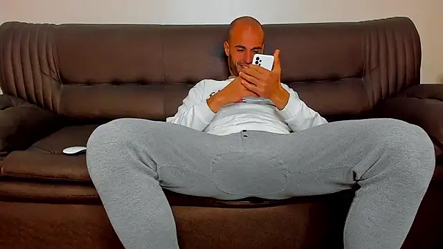 sexyhotmusclesforyou1 online show from February 2026 01:55:01 PM