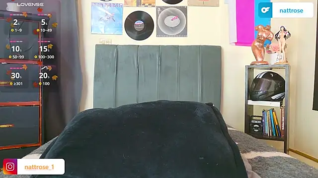 NATTROSE TAY online show from January 2026 12:44:02 PM