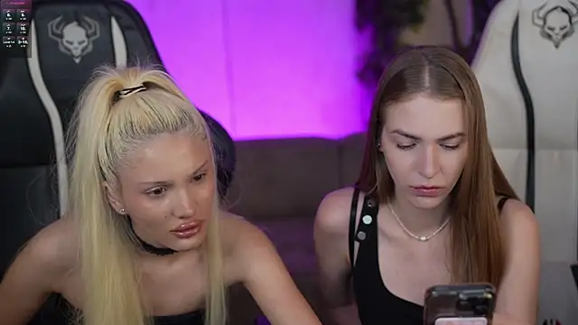 Layla Sweet  online show from October 2025 06:31:01 PM