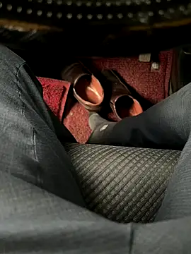 Snapshot of BadboySLR_8899 chatting on September 2025 11:12:02 AM BadboySLR 8899 online show from September 2025 11:12:02 AM