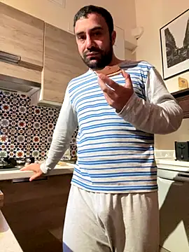 morfeoX online show from October 2025 06:20:02 AM