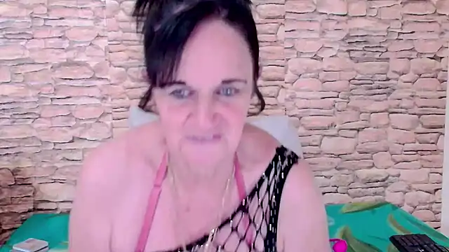 LuciousGrace online show from November 2025 05:36:02 PM