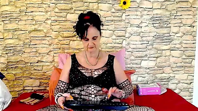 LuciousGrace online show from May 2026 06:09:01 AM