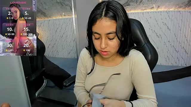 lucelly 15 online show from December 2025 11:52:01 AM