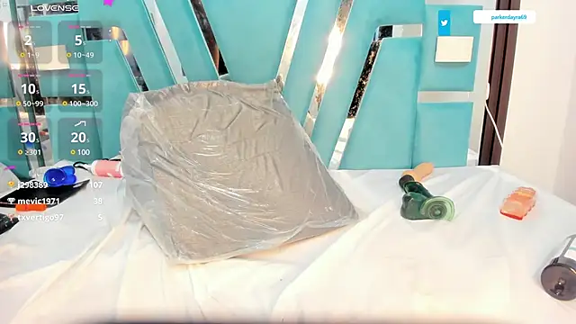 ebony valentina online show from March 2025 05:07:01 AM