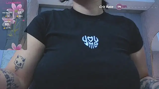 Snapshot of Anni_acker_b chatting on May 2026 07:30:02 PM Anni acker b online show from May 2026 07:30:02 PM