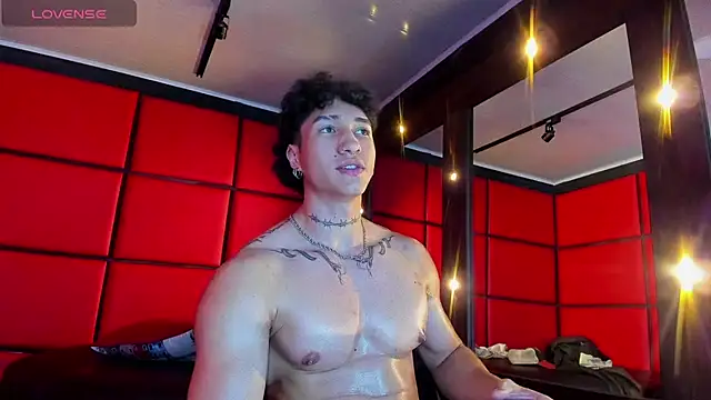 Snapshot of KaryBig3 chatting on March 2025 10:02:01 AM KaryBig3 online show from March 2025 10:02:01 AM