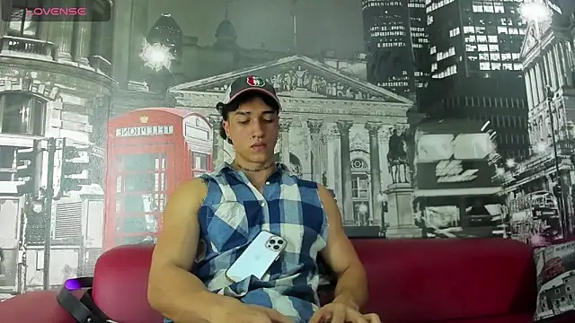 Snapshot of KaryBig3 chatting on March 2025 07:53:01 AM KaryBig3 online show from March 2025 07:53:01 AM