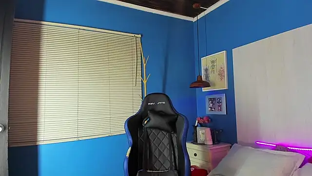 Snapshot of KaryBig3 chatting on March 2025 07:22:02 AM KaryBig3 online show from March 2025 07:22:02 AM