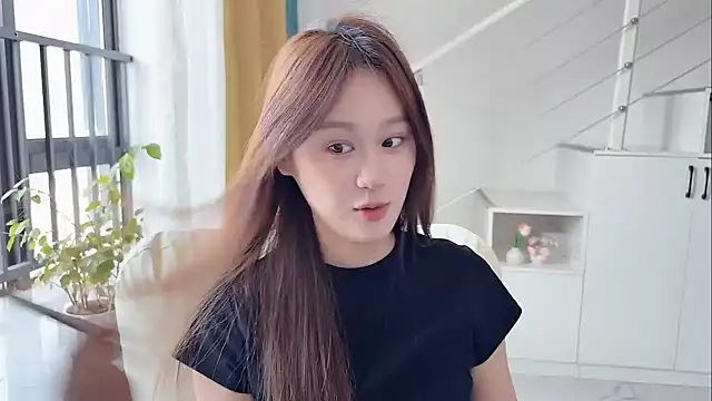 Cassie-20 online show from November 2025 02:06:01 AM