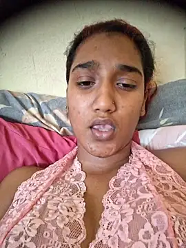 Snapshot of indianpink_lips chatting on December 2025 02:11:01 PM indianpink lips online show from December 2025 02:11:01 PM