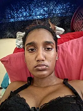 Snapshot of indianpink_lips chatting on February 2026 11:25:01 AM indianpink lips online show from February 2026 11:25:01 AM