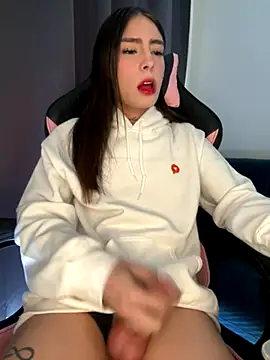 Snapshot of candycami19 chatting on September 2025 04:45:01 PM candycami19 online show from September 2025 04:45:01 PM